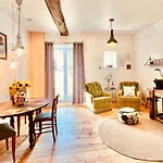 D'hotes Domaine Les Grands Perons 3*