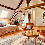 B&B D'hotes Domaine Les Grands Perons 3*