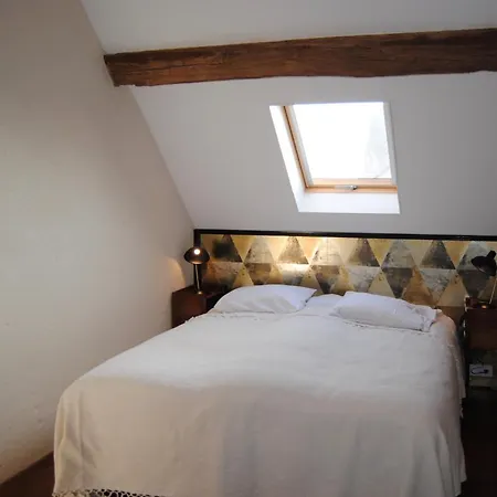 D'hotes Domaine Les Grands Perons Bed & Breakfast *