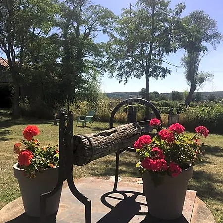 D'hôtes Domaine Les Grands Pérons Couette-café